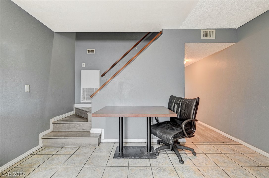 Photo 14 of 47, 3567 Arville Street #702B