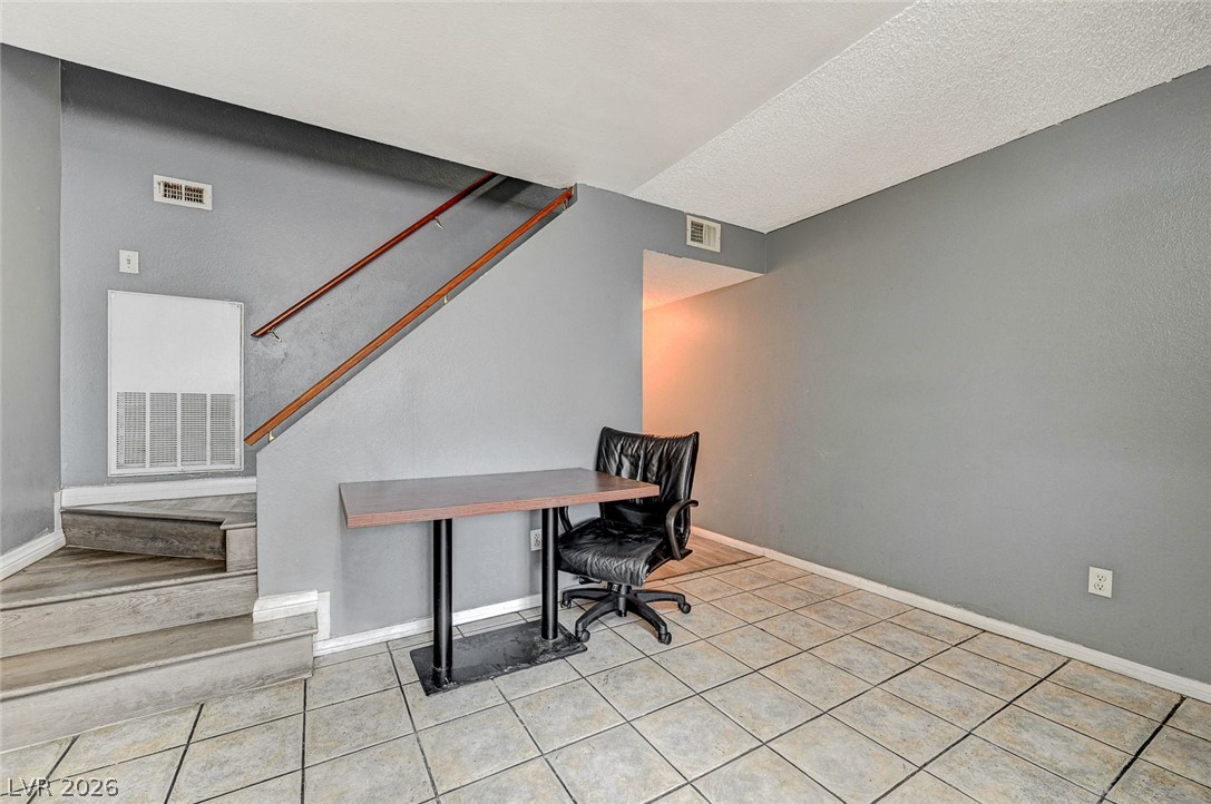 Photo 15 of 47, 3567 Arville Street #702B
