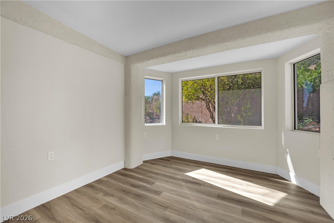 Photo 15 of 31, 2039 Poppywood Avenue
