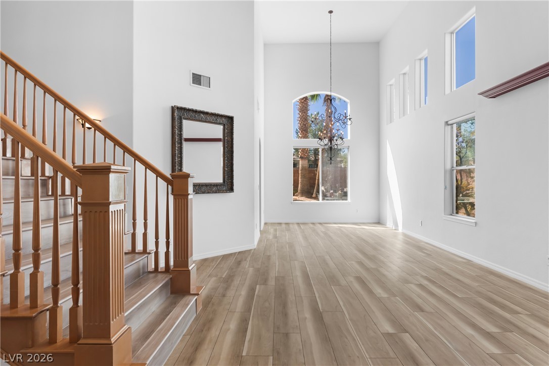 Photo 4 of 1409 Minuet Street