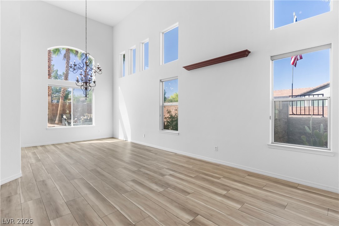 Photo 5 of 1409 Minuet Street