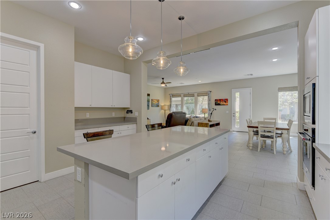 Photo 10 of 42, 11261 Essence Point Avenue #103