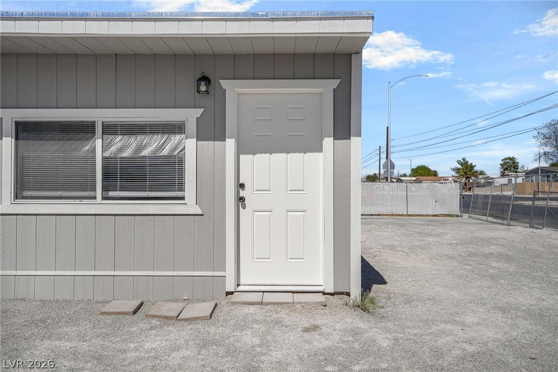 Photo 22 of 33, 2233 Toiyabe Street