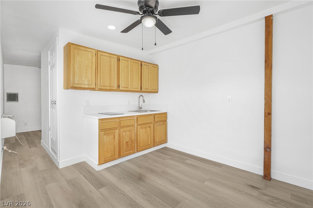 Photo 23 of 33, 2233 Toiyabe Street