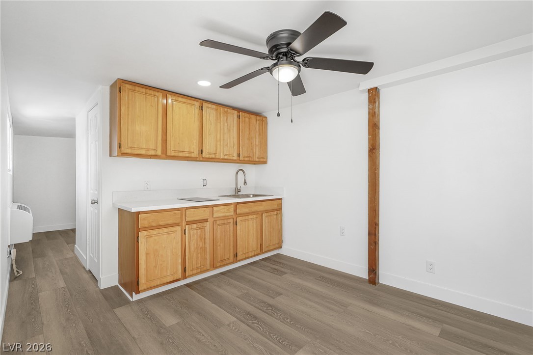 Photo 28 of 33, 2233 Toiyabe Street