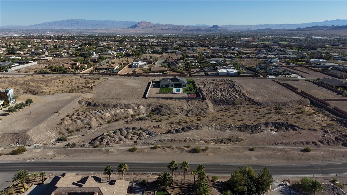 336 E Paradise Hills Drive, Henderson 89002