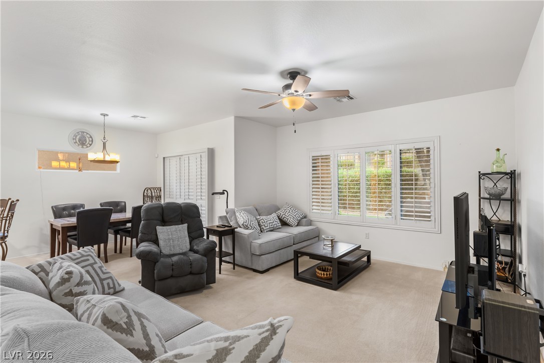 Photo 3 of 2625 Langford Avenue