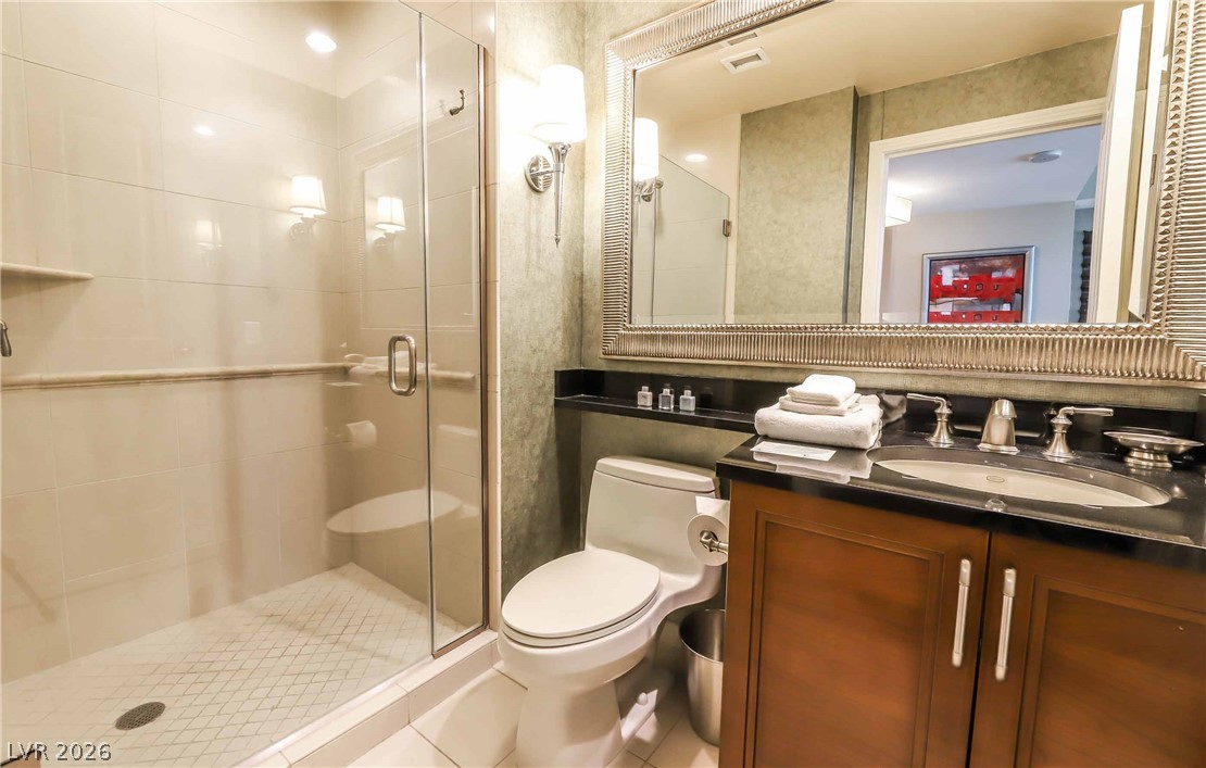 Photo 9 of 19, 135 E Harmon Avenue #3520