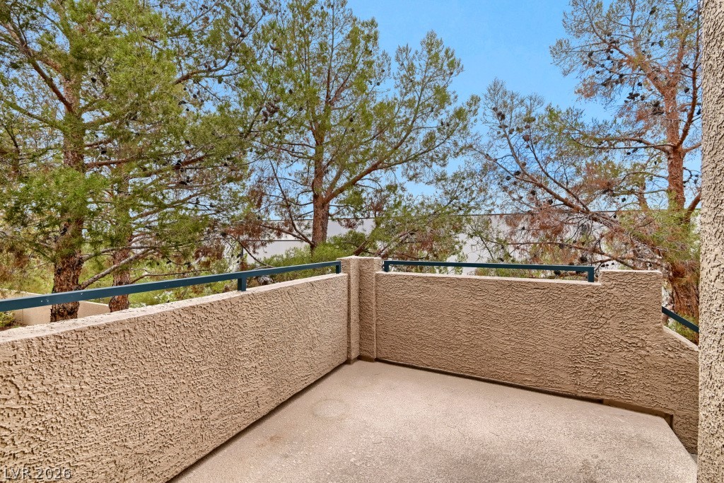 Photo 3 of 2152 Jasper Bluff Street #202