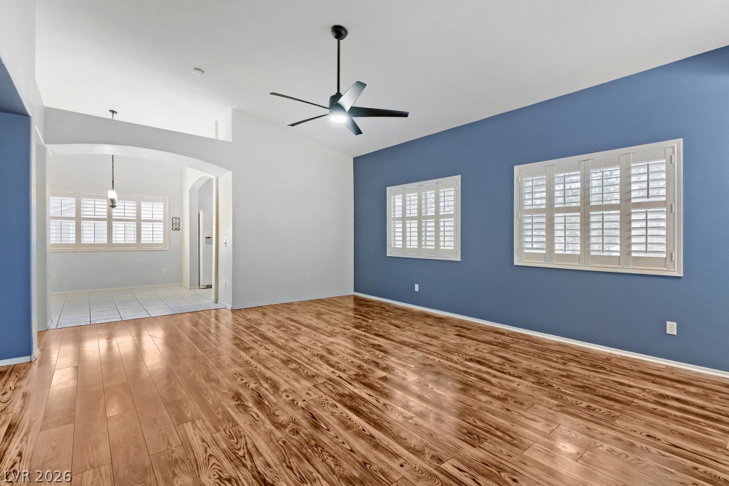 Photo 8 of 32, 2152 Jasper Bluff Street #202