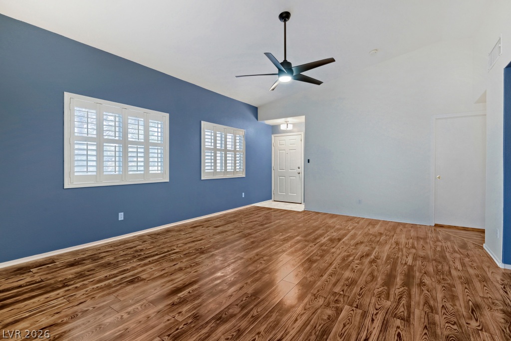 Photo 9 of 32, 2152 Jasper Bluff Street #202