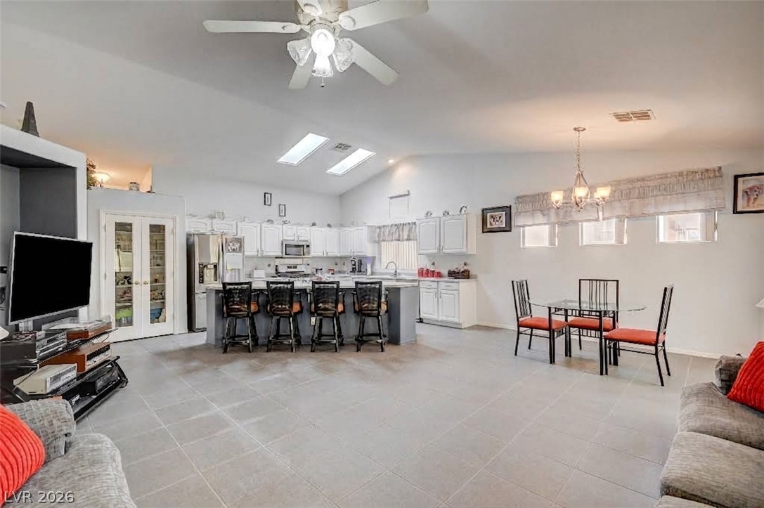 Photo 8 of 35, 5105 Mantua Court