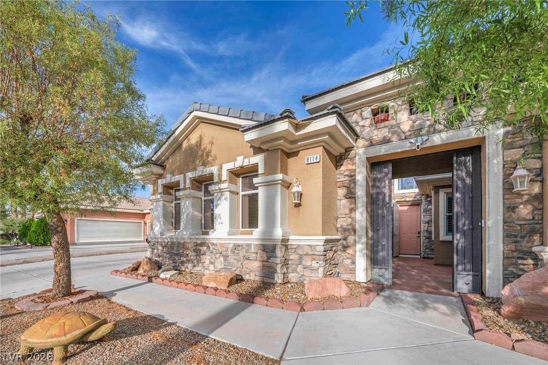 Photo 7 of 52, 8114 Villa Del Cielo Street