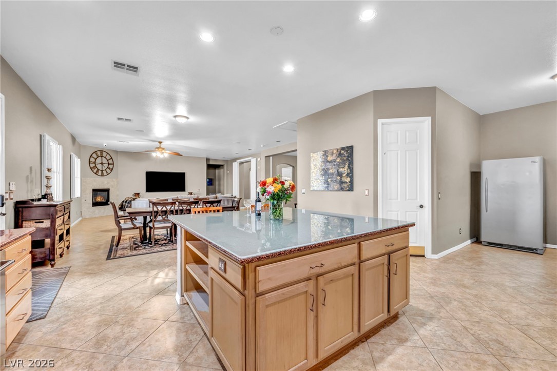 Photo 19 of 52, 8114 Villa Del Cielo Street