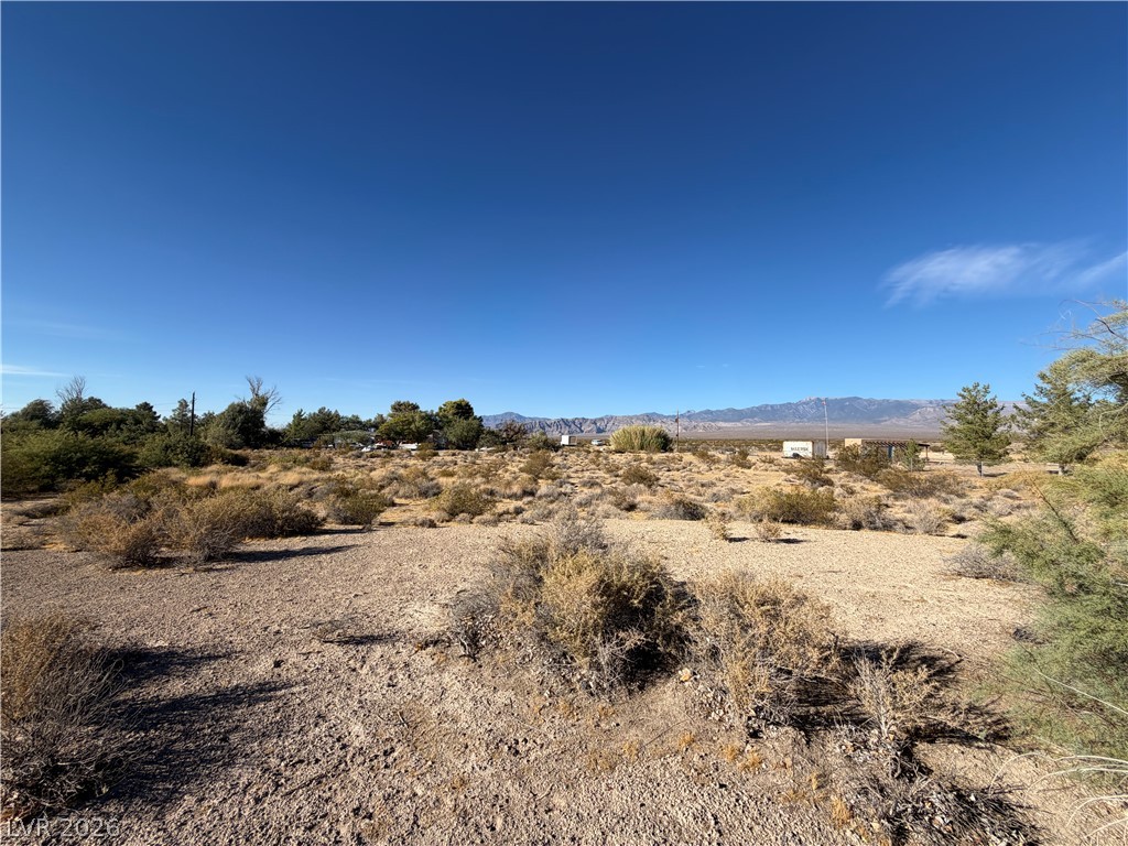 6090 E H S Lane, Pahrump 89061