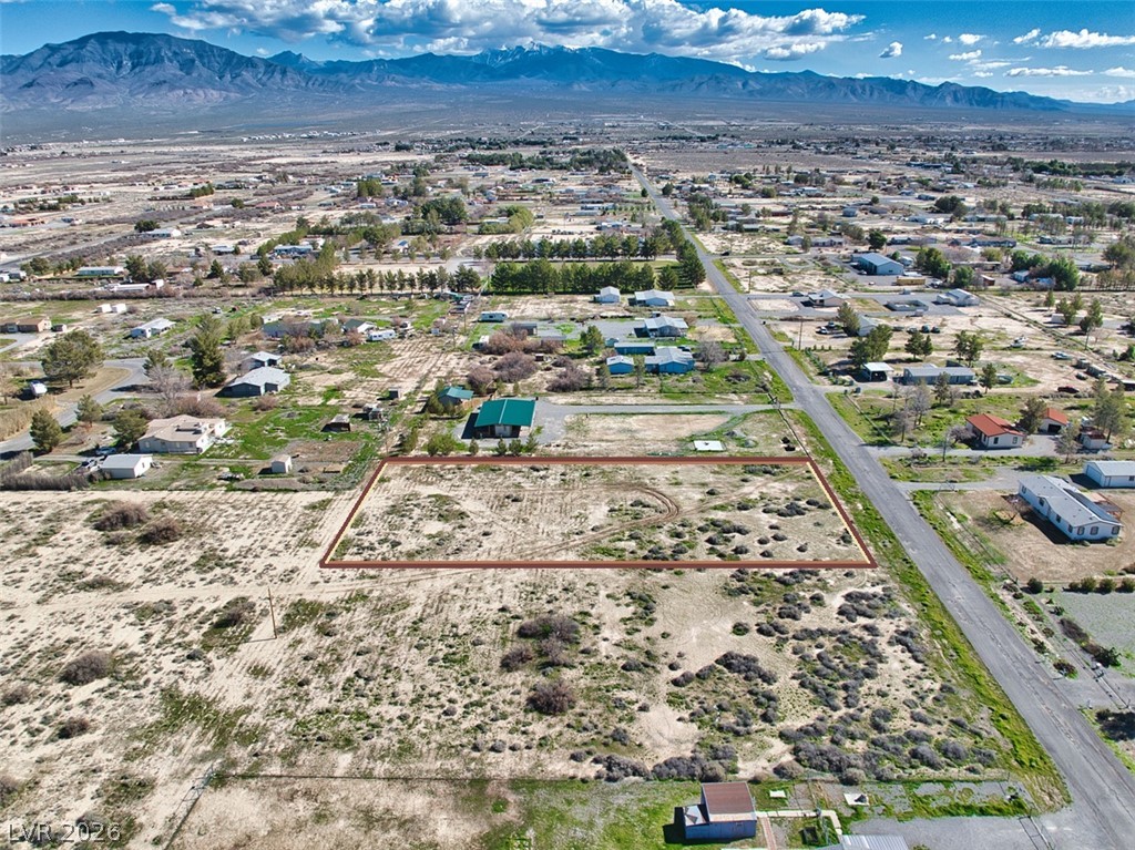 Photo 4 of 1700 W Greta Boulevard