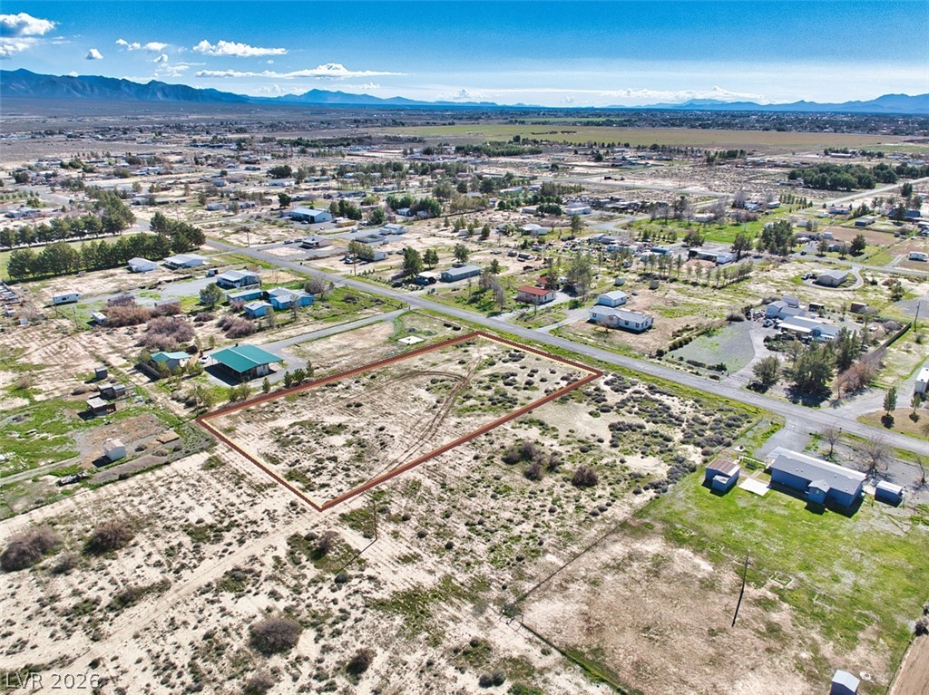 Photo 5 of 1700 W Greta Boulevard