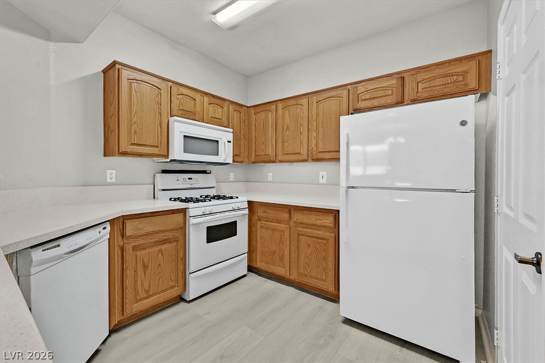 Photo 10 of 30, 5855 VALLEY Drive #2185
