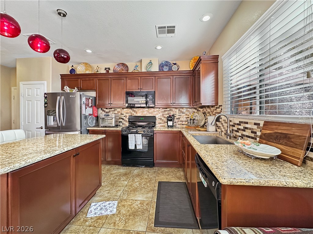 Photo 6 of 21, 8122 Retriever Avenue