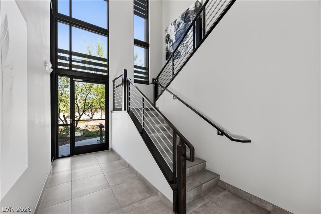 Photo 6 of 59, 11280 Granite Ridge Drive #1048