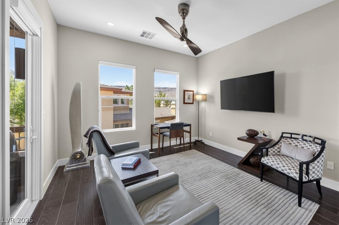 Photo 33 of 59, 11280 Granite Ridge Drive #1048