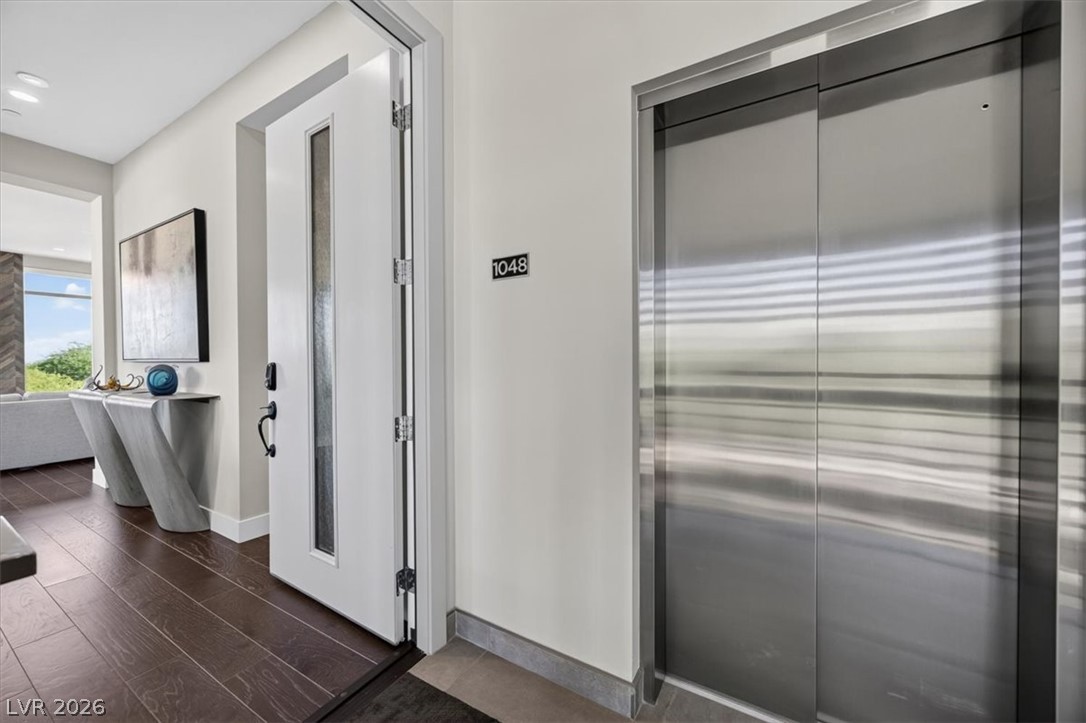 Photo 9 of 59, 11280 Granite Ridge Drive #1048