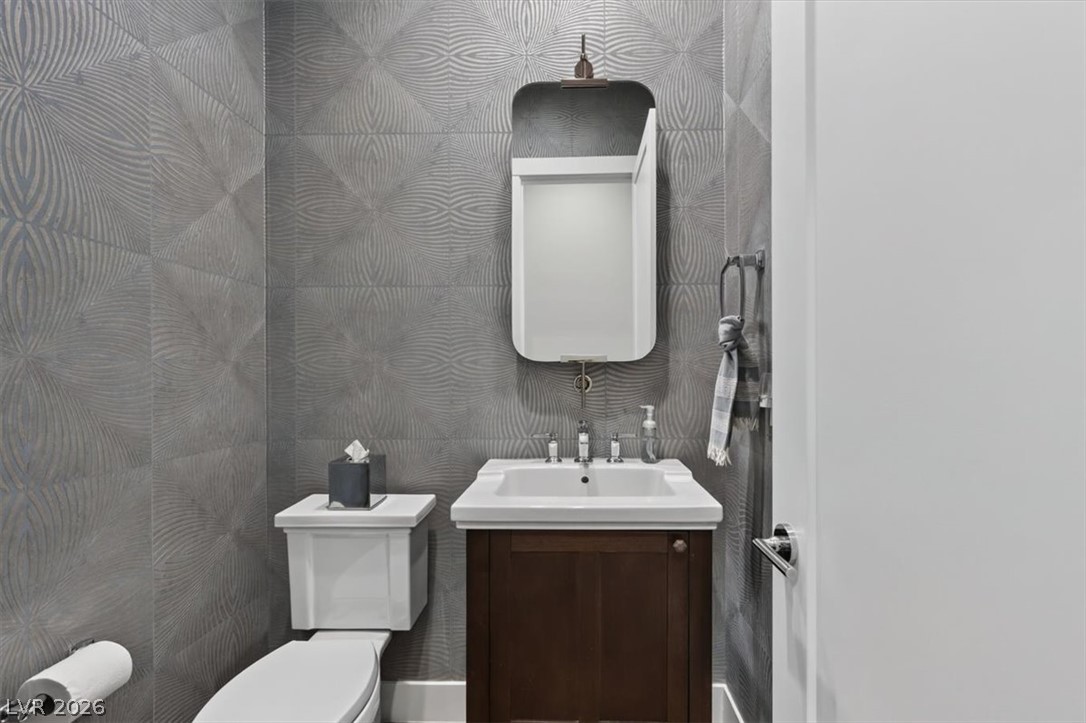 Photo 14 of 59, 11280 Granite Ridge Drive #1048