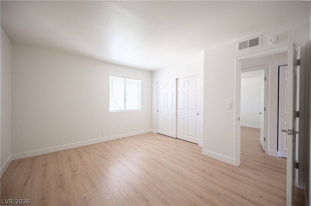 Photo 15 of 27, 4381 Alexis Drive #332