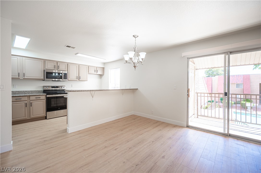 Photo 6 of 27, 4381 Alexis Drive #332