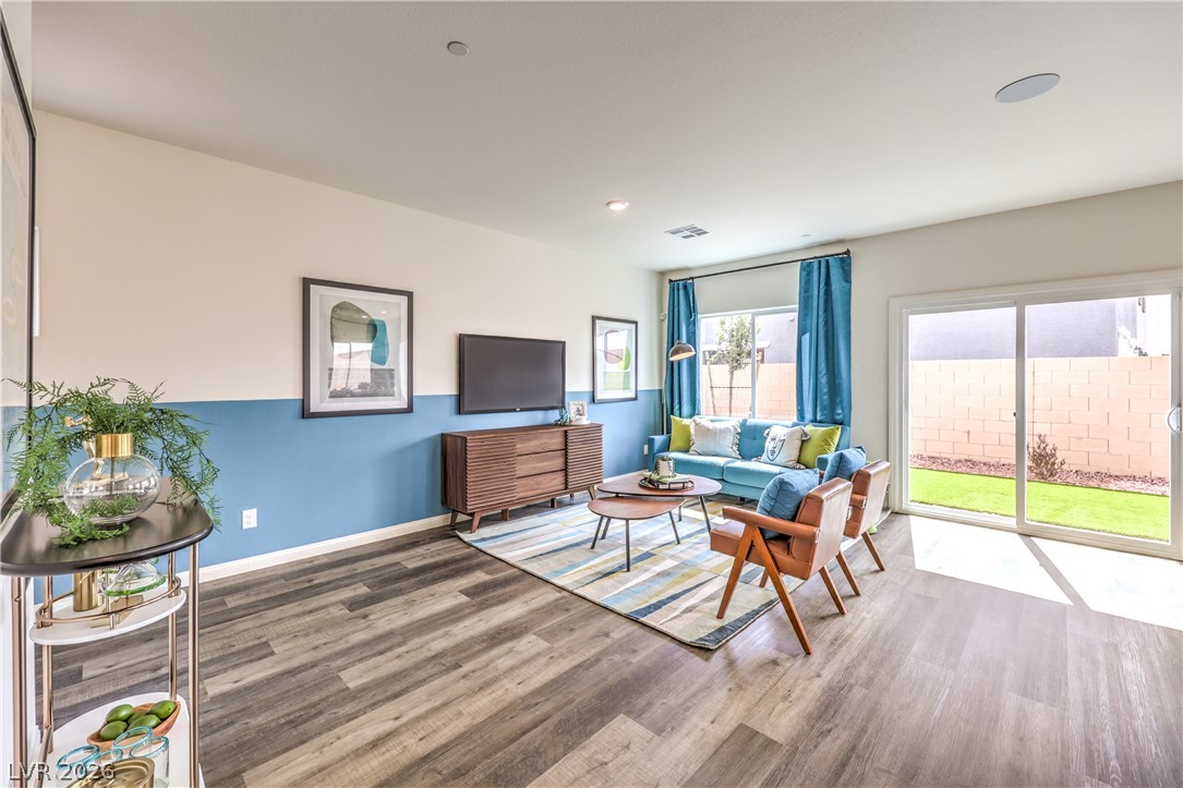 Photo 3 of 1206 Sun Parakeet Drive