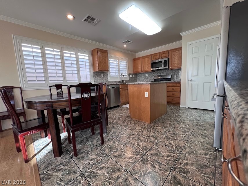 Photo 13 of 45, 8973 Edgeworth Place