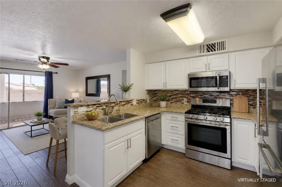 Photo 4 of 5710 E Tropicana Avenue #1053