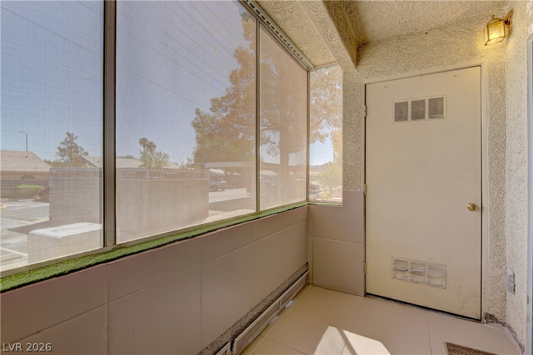 Photo 16 of 26, 5710 E Tropicana Avenue #1053