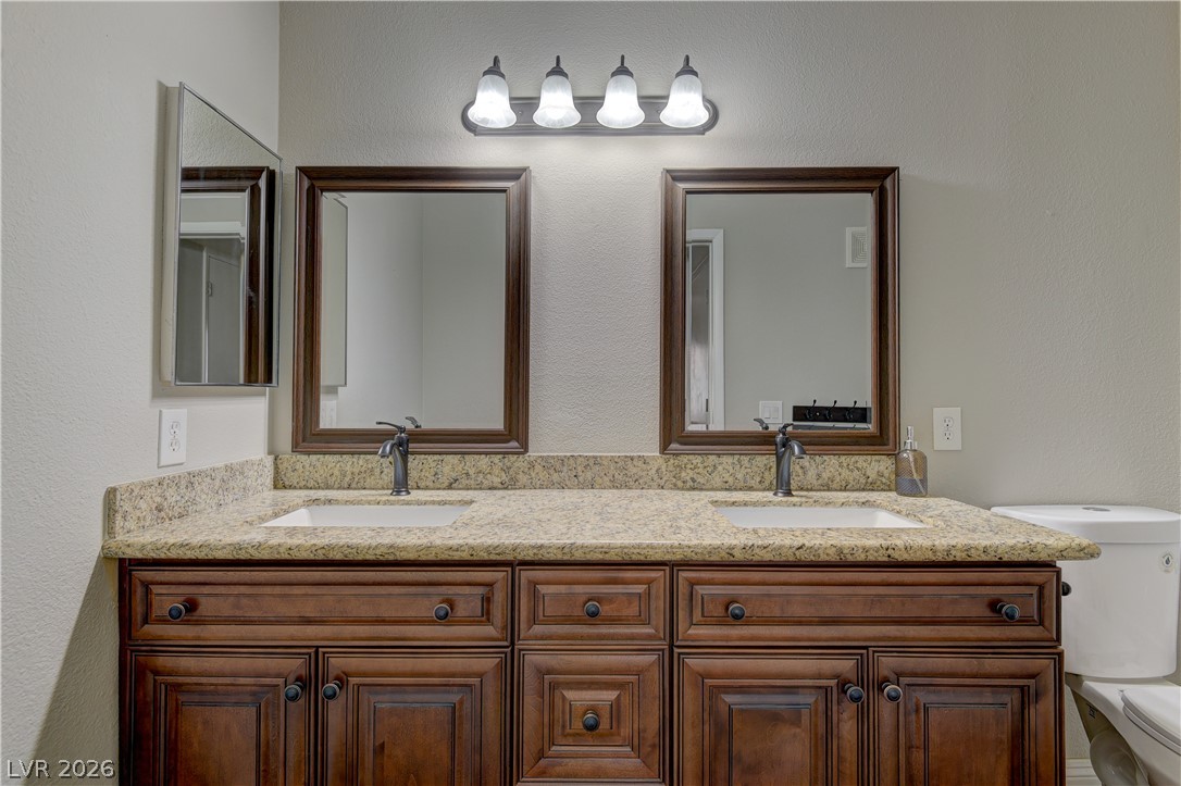 Photo 11 of 26, 5710 E Tropicana Avenue #1053