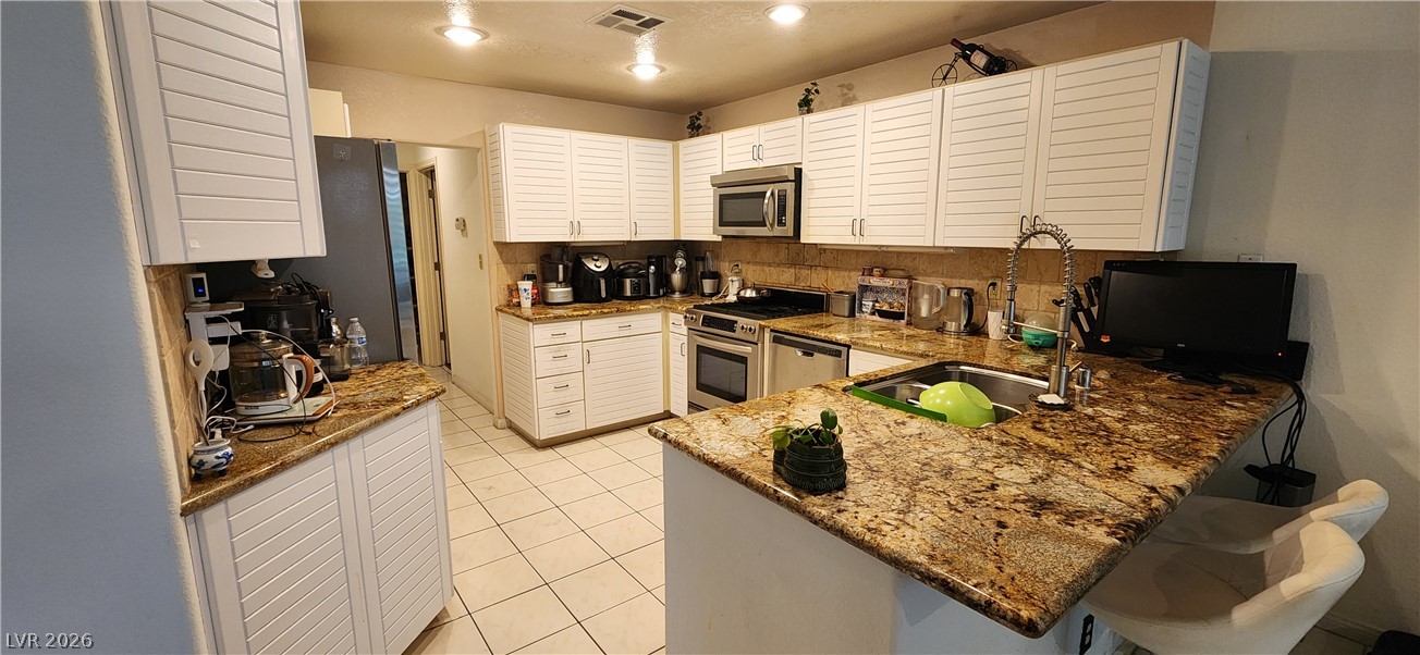 Photo 8 of 42, 5034 Crooked Stick Way
