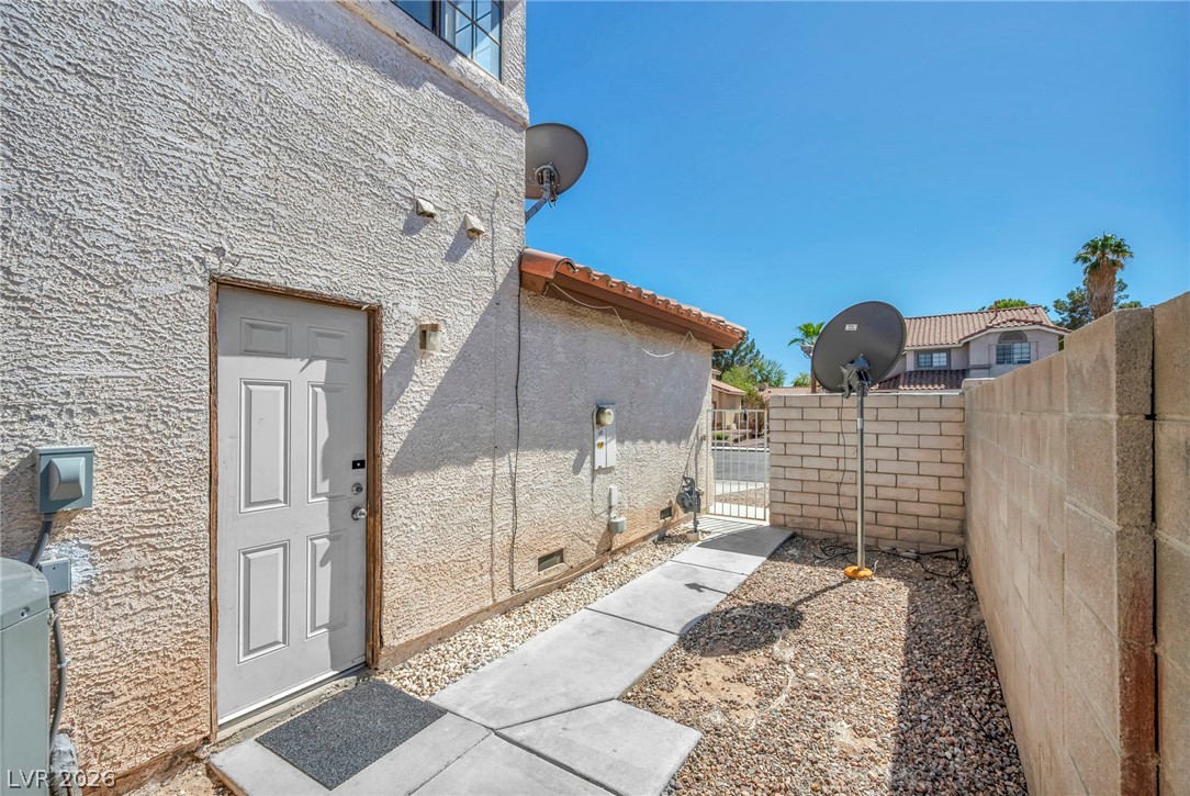 Photo 34 of 35, 550 Kelsford Drive