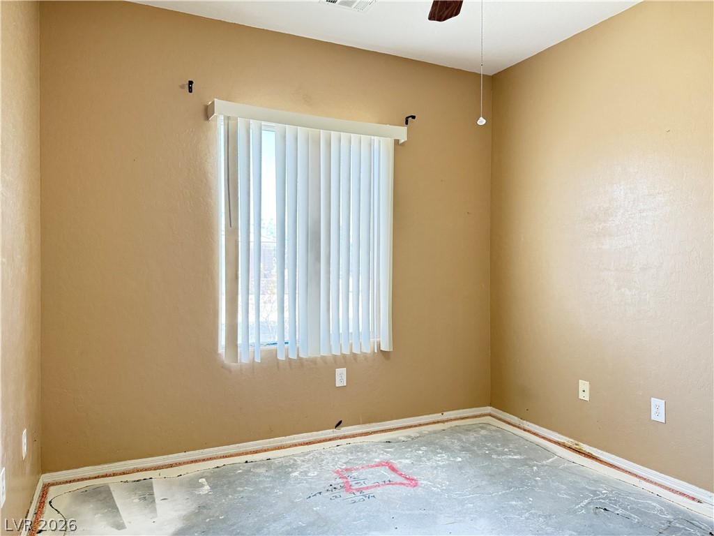 Photo 9 of 24, 7528 Chaffinch Street