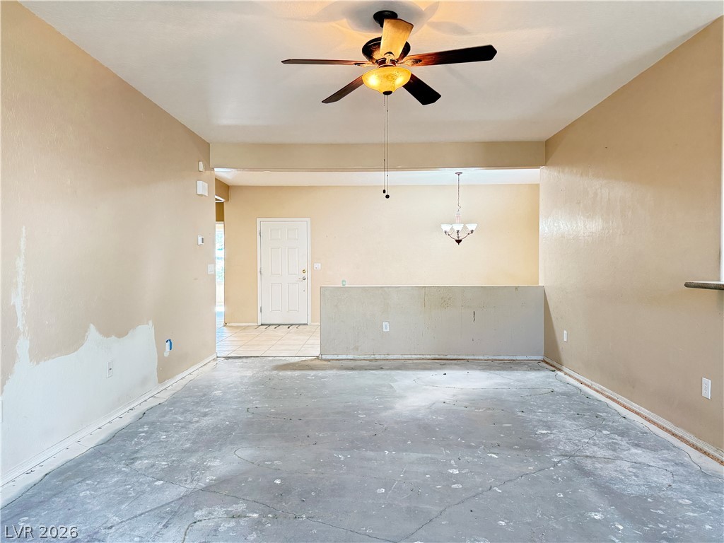 Photo 12 of 24, 7528 Chaffinch Street