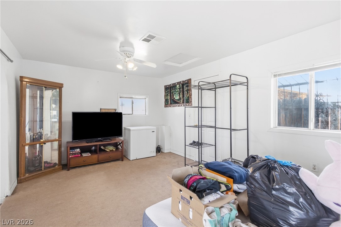 Photo 32 of 39, 1510 S 13th Street