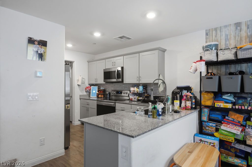 Photo 7 of 38, 12108 Frost Lime Road #2