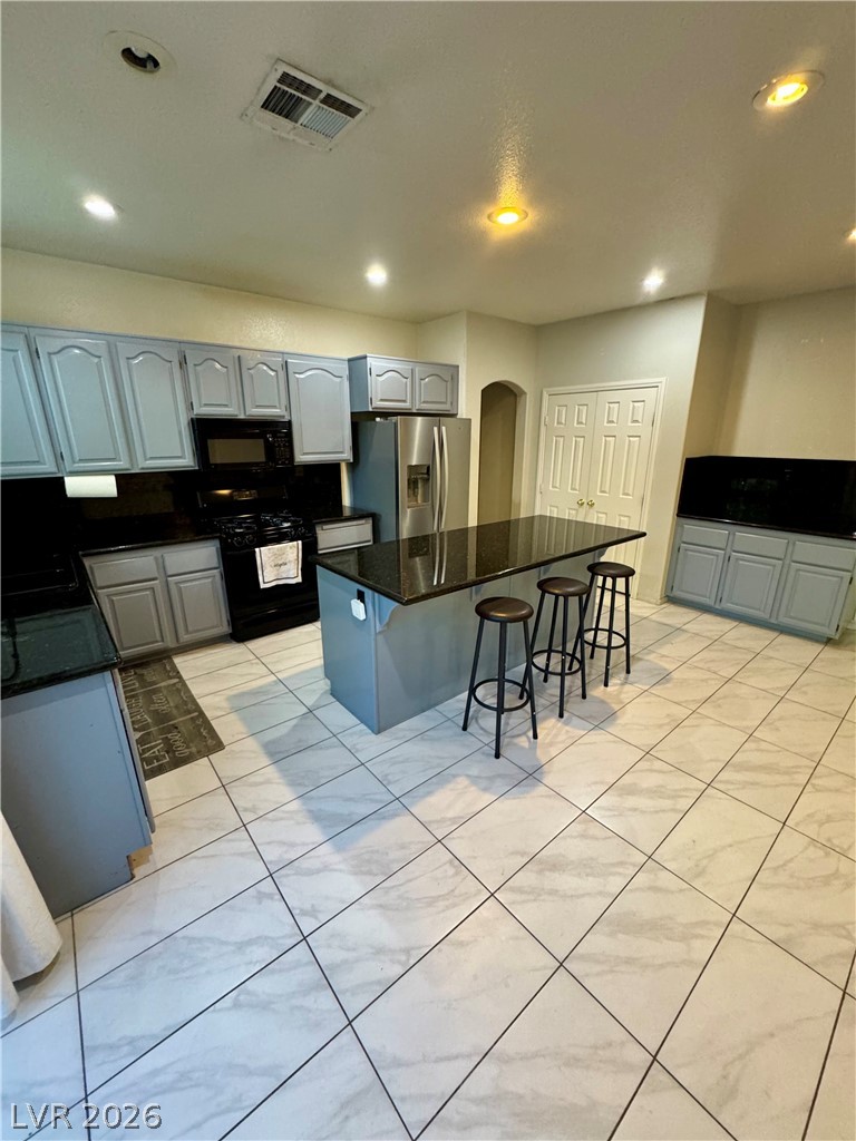 Photo 7 of 35, 2539 Carmona Circle