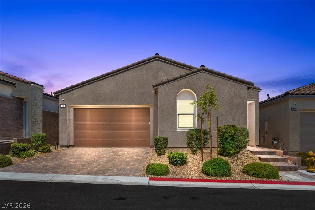 82 Nine Mile Creek Drive, Las Vegas 89138