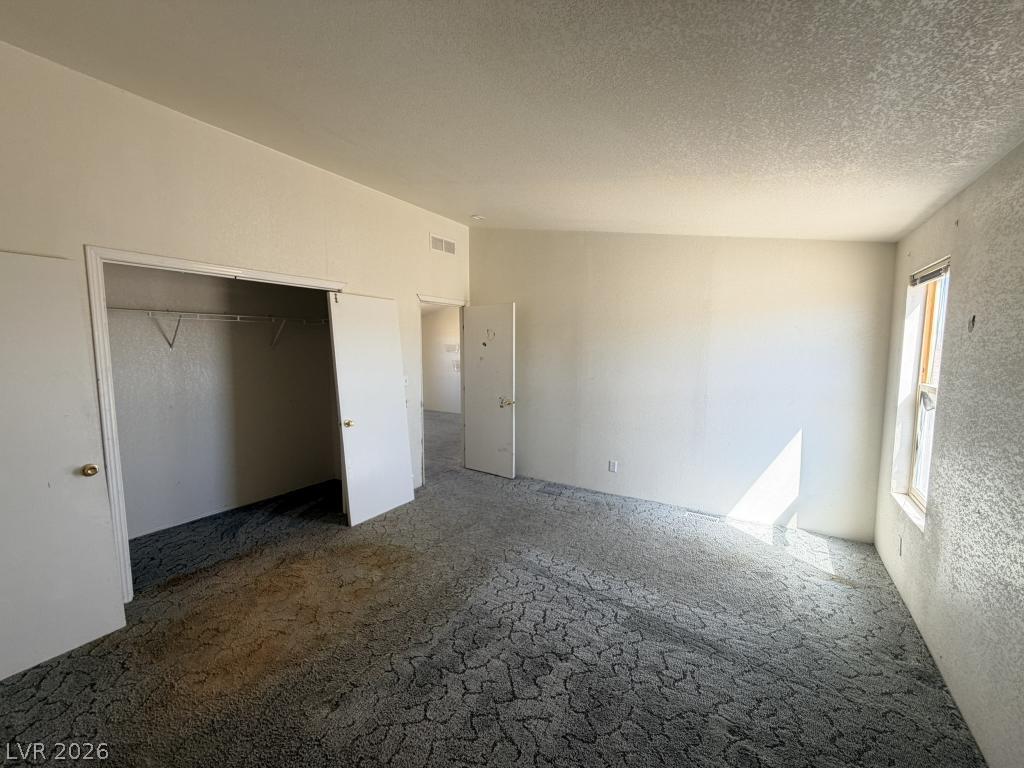 Photo 4 of 4290 Jacob Street