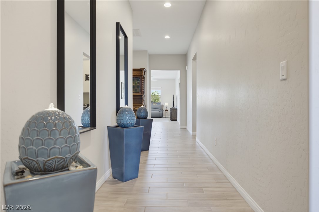 Photo 6 of 71, 4931 Sandalwood Drive