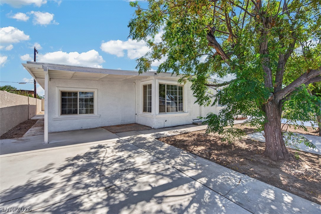 Photo 5 of 1721 Ardmore Street