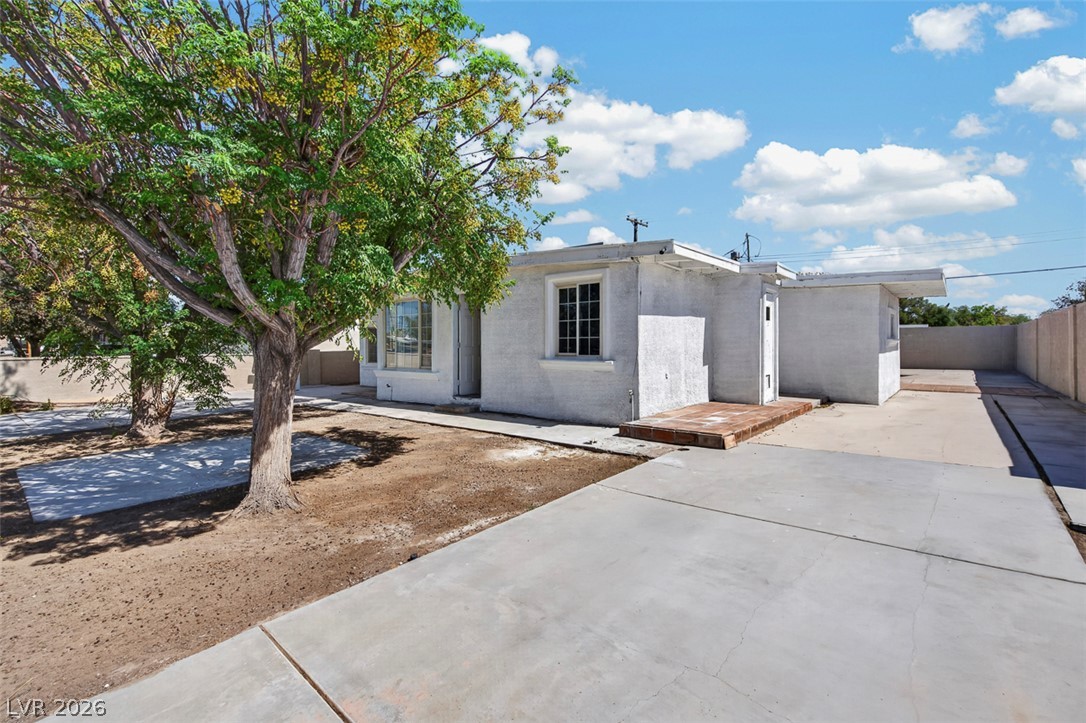 Photo 6 of 37, 1721 Ardmore Street