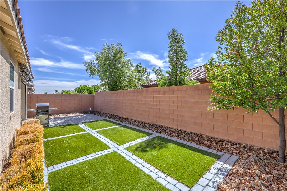 Photo 28 of 31, 9265 Valley Betica Avenue