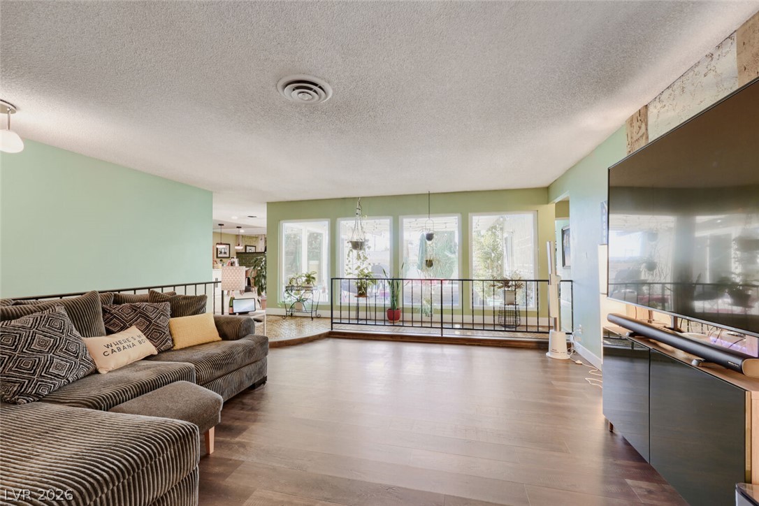 Photo 6 of 21, 3131 S Liberty Circle
