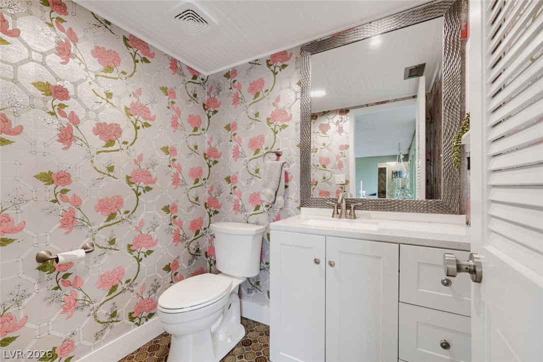Photo 9 of 21, 3131 S Liberty Circle