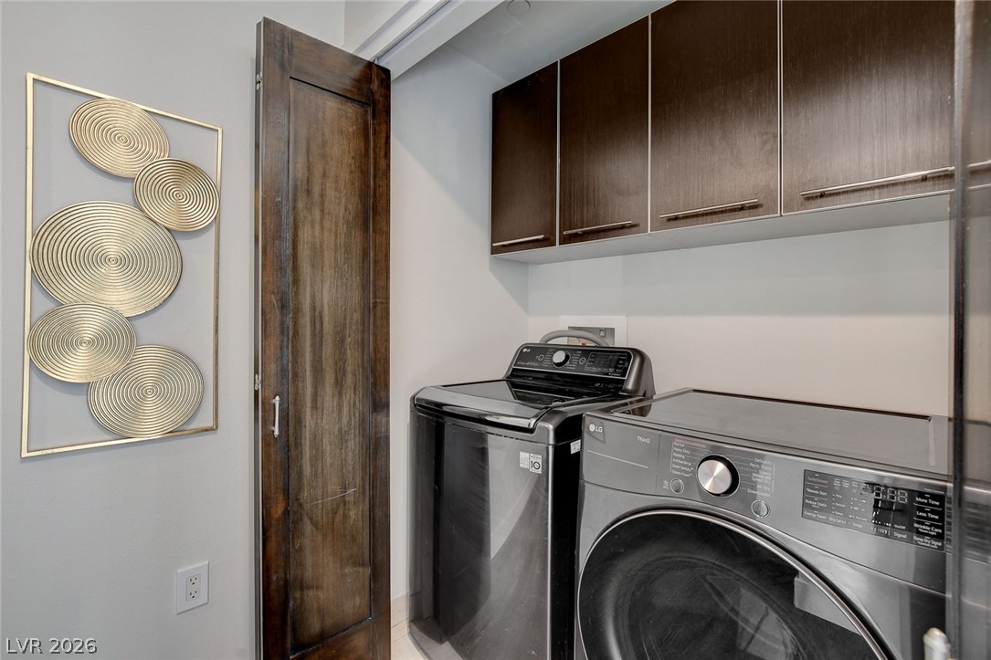 Photo 20 of 37, 8925 W Flamingo Road #111